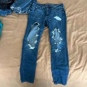AMERICAN EAGLE SIZE 6 JEANS